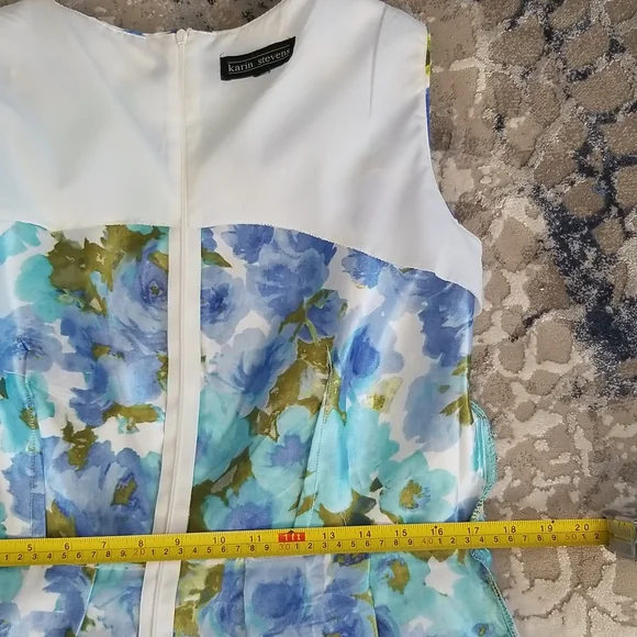 Karin Stevens blue floral dress. Size 12 - Picture 3 of 7